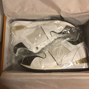 Louis Vuitton Run Away Sneaker